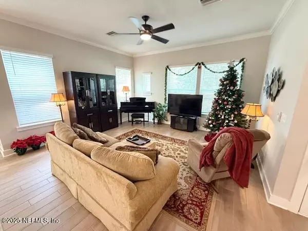 Jacksonville, FL 32256,7430 BEACH WALK PL
