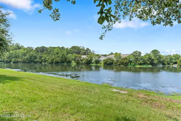Jacksonville, FL 32256,4920 KEY LIME DR #202