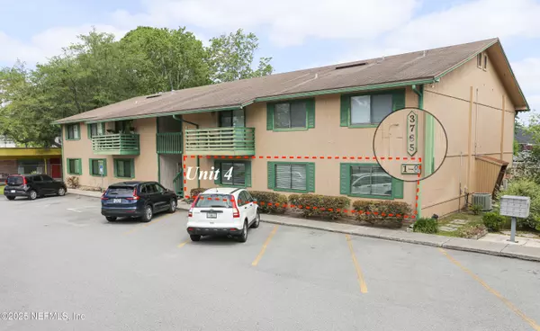 Jacksonville, FL 32257,3765 CROWN POINT RD #4