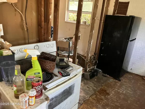 Jacksonville, FL 32244,5941 JOY DR S