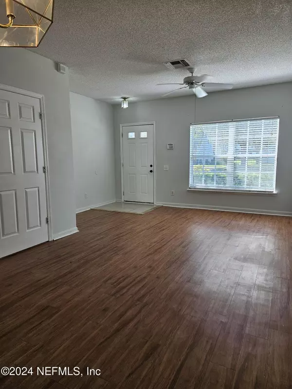 Jacksonville, FL 32246,12311 KENSINGTON LAKES DR #1102