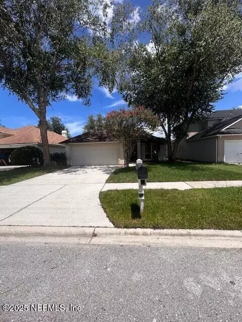Fleming Island, FL 32003,1867 LAKE FOREST LN