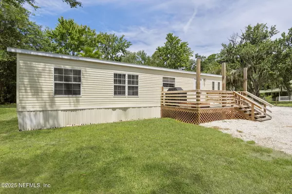 Fernandina Beach, FL 32034,95060 HOLMBERG LN