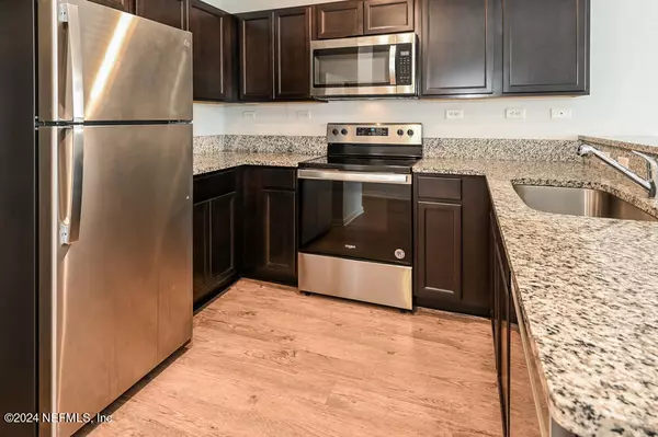 Jacksonville, FL 32216,541 EISEMAN WAY