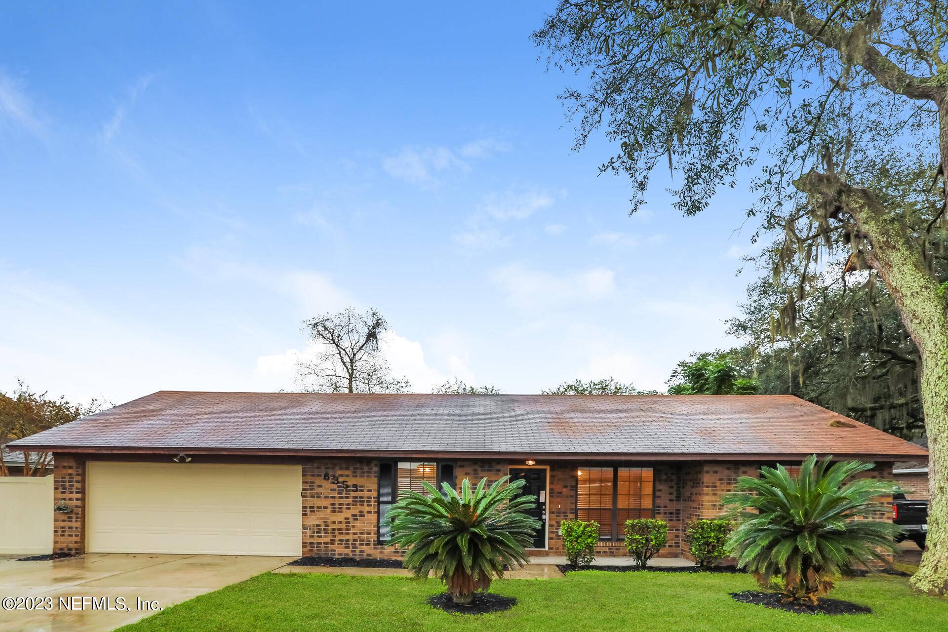 6353 TREE TOP CIR W, Jacksonville, FL 32244