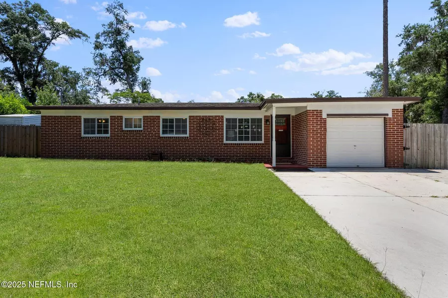 374 ARIES DR, Orange Park, FL 32073