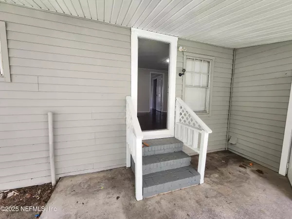 Jacksonville, FL 32244,5827 AUGO LN