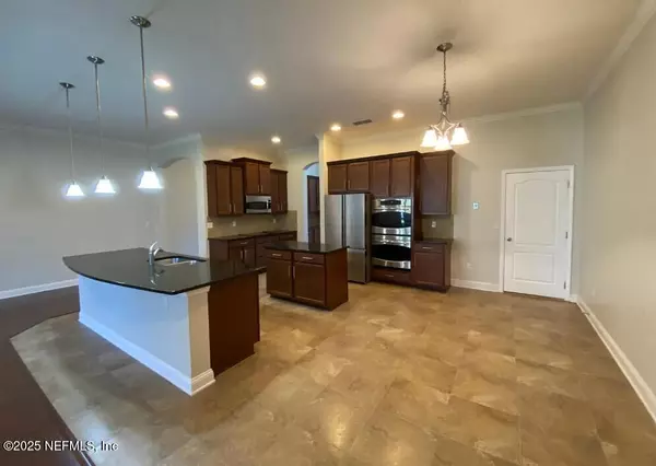 Jacksonville, FL 32223,11790 JAYLIN CT