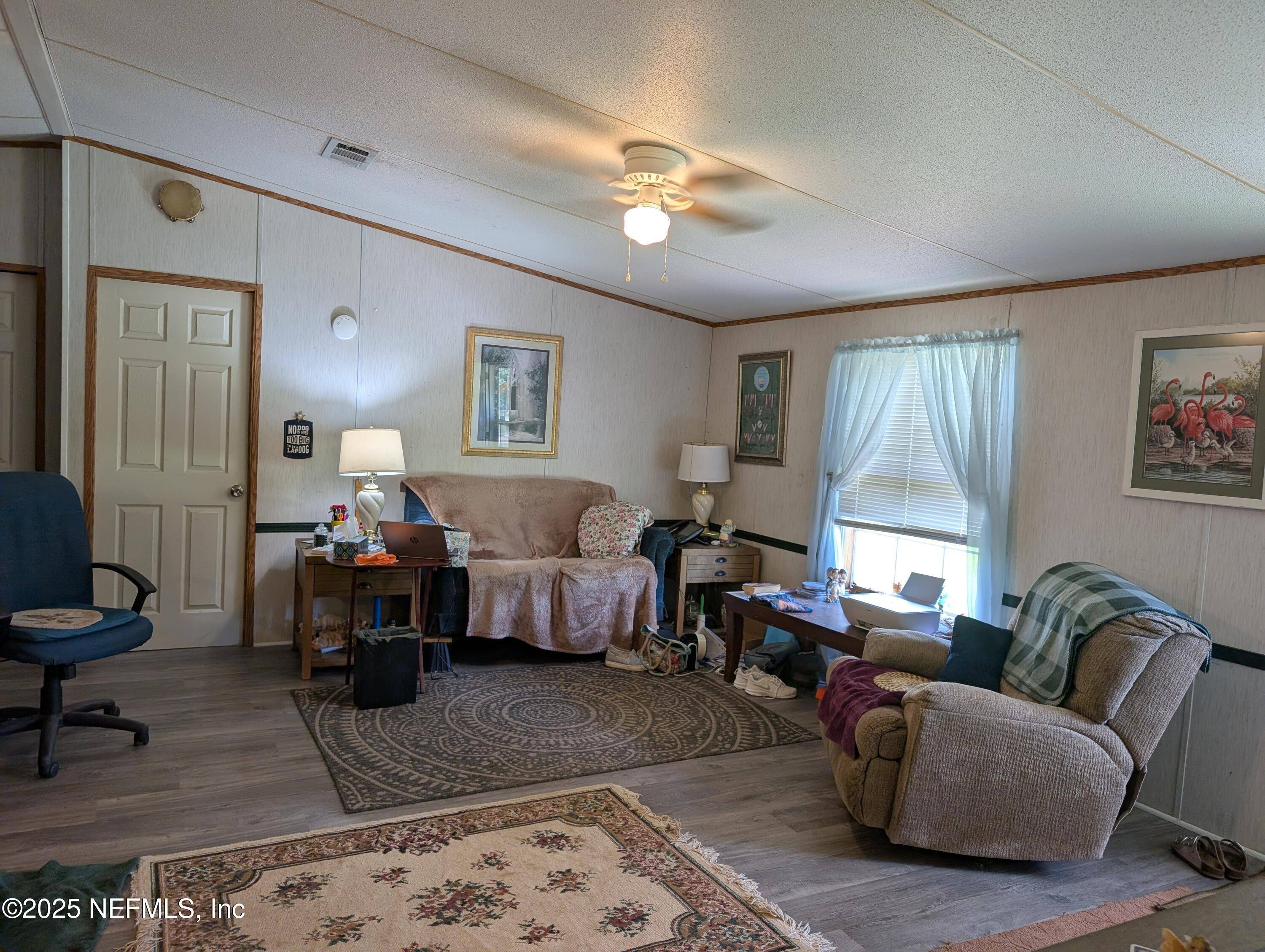 Interlachen, FL 32148,402 SHIRLEY ST