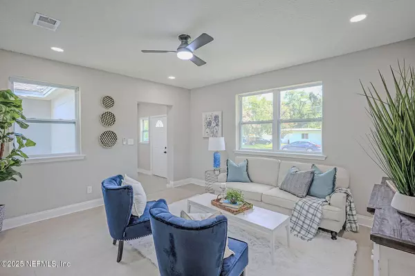 Jacksonville, FL 32216,548 AIKEN RD