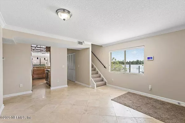 Jacksonville, FL 32210,5375 ORTEGA FARMS BLVD #1110