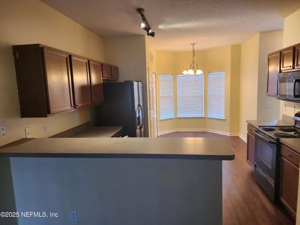 Orange Park, FL 32073,490 HOPEWELL DR #636