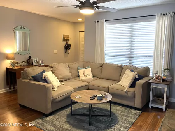 Jacksonville, FL 32256,10200 BELLE RIVE BLVD #101