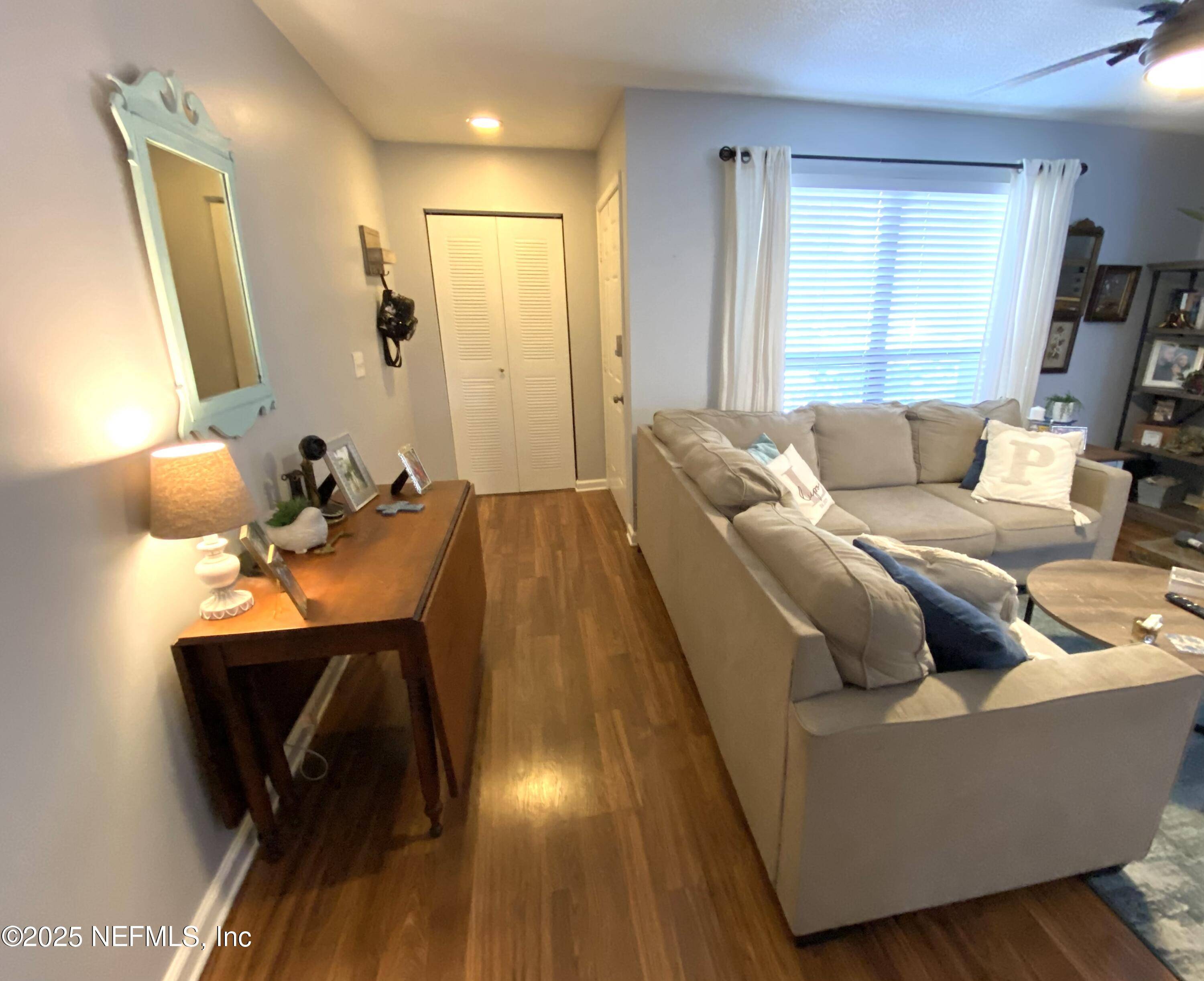 Jacksonville, FL 32256,10200 BELLE RIVE BLVD #101