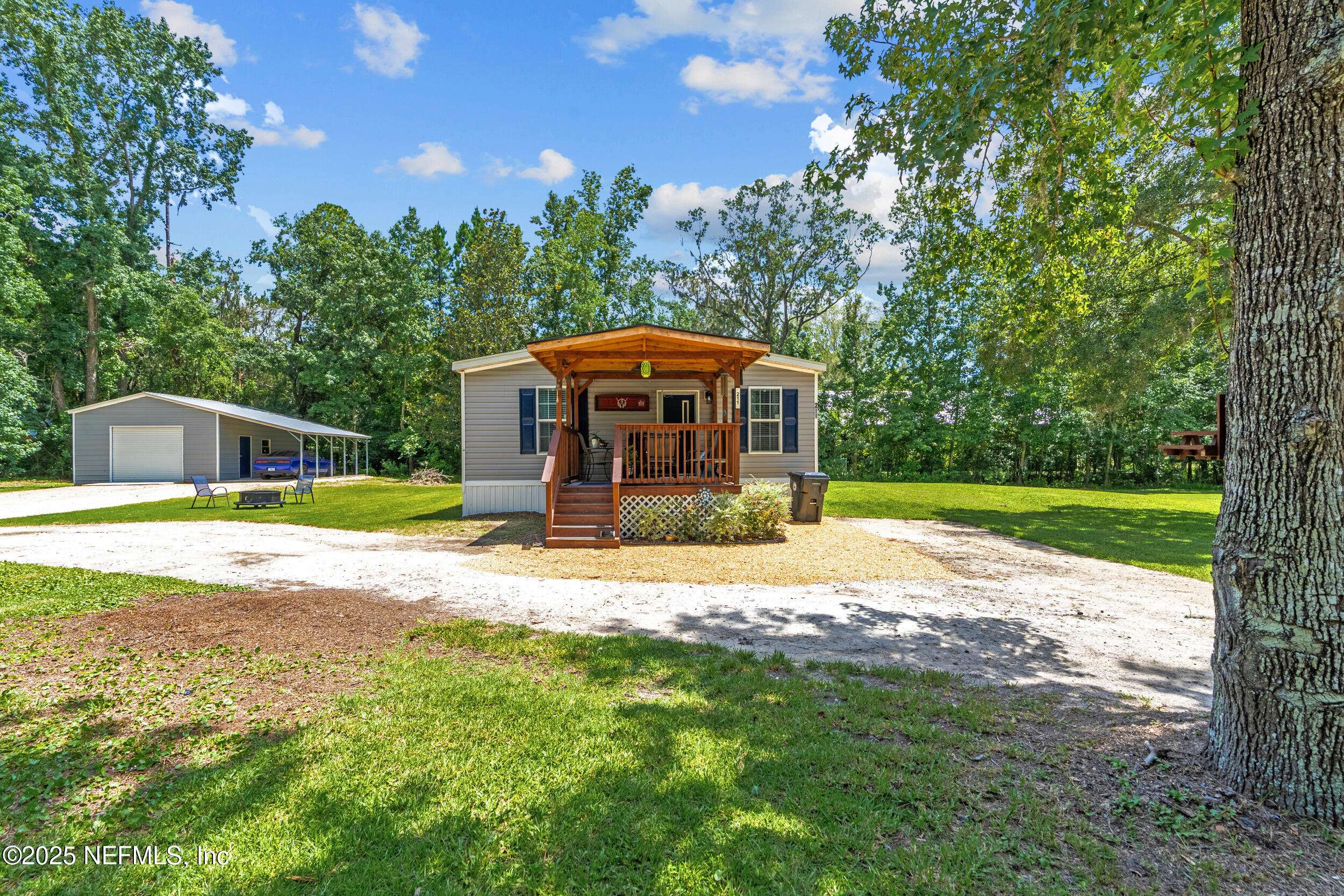 211 KNIGHT BOXX RD, Middleburg, FL 32068