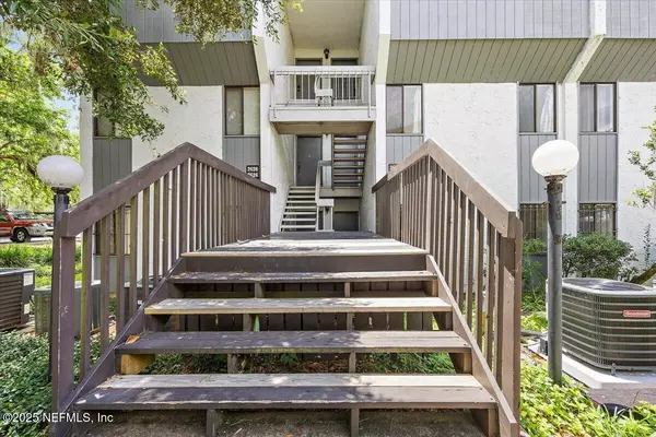 2628 SW 14TH DR #326, Gainesville, FL 32608