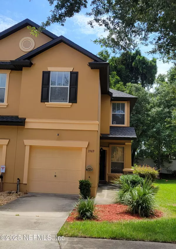 3569 HARTSFIELD FOREST CIR, Jacksonville, FL 32277