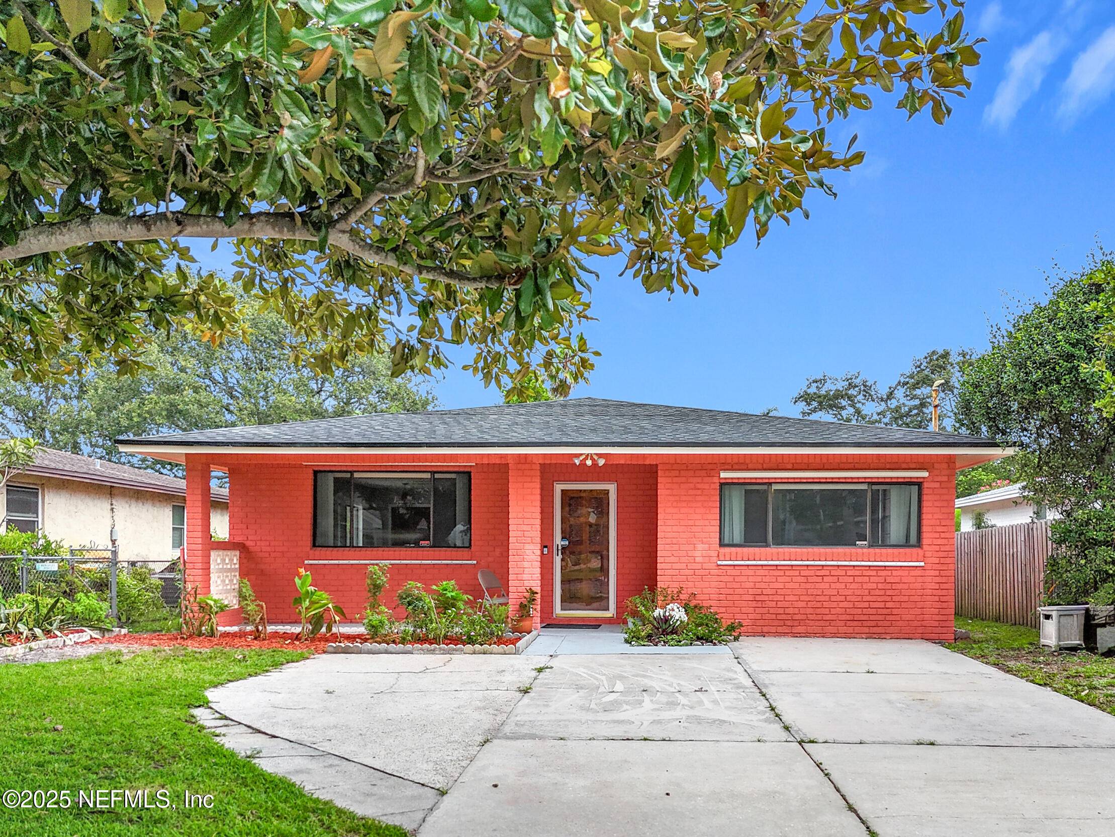 Jacksonville Beach, FL 32250,719 14TH AVE S