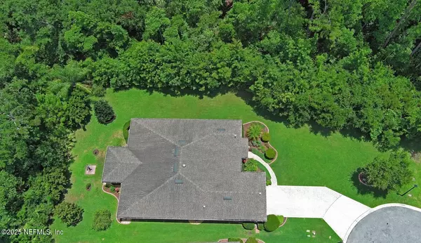 Jacksonville, FL 32081,831 ASPEN LEAF DR