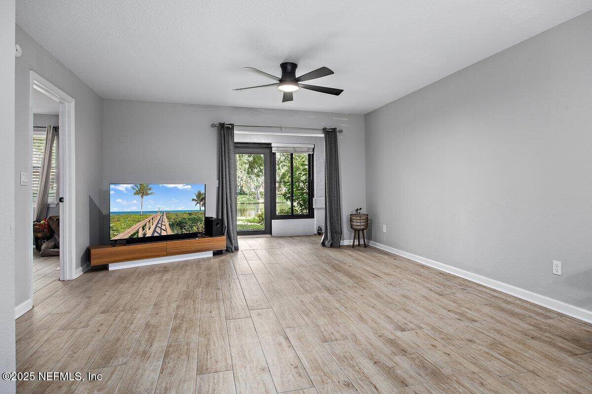 Ponte Vedra Beach, FL 32082,5 ARBOR CLUB DR #103