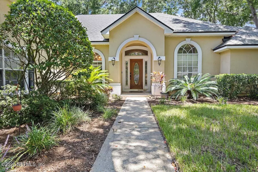 1161 DOVER DR, Fruit Cove, FL 32259