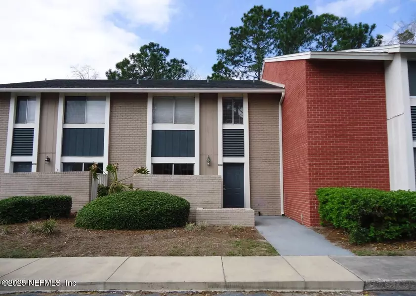8880 OLD KINGS RD S #115, Jacksonville, FL 32257