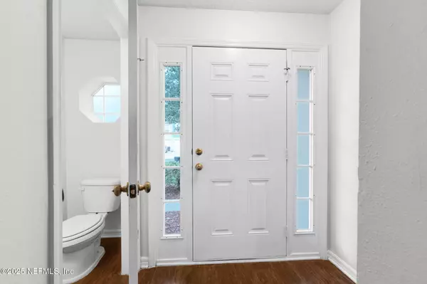 Jacksonville, FL 32244,7398 PALM HILLS DR