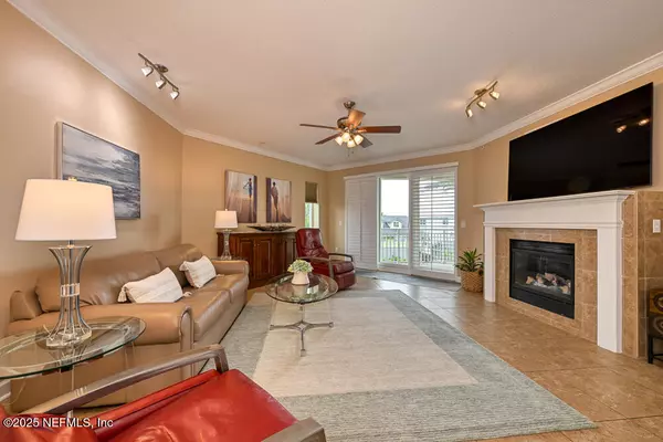 Jacksonville Beach, FL 32250,116 19TH AVE N #301