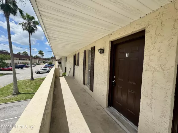 Jacksonville, FL 32216,1618 EL CAMINO RD #5