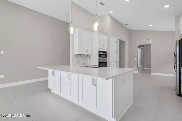 Palm Coast, FL 32137,46 OCONEE DR