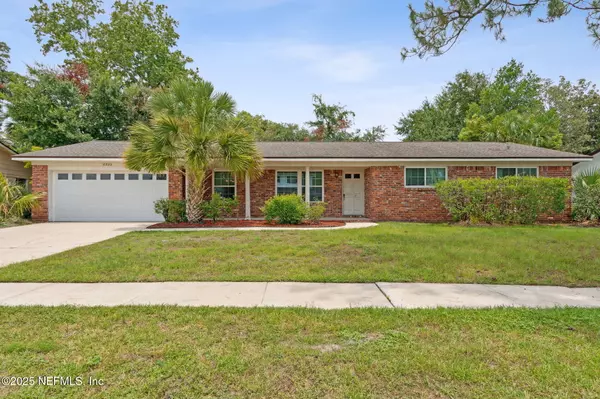 8833 COVENTRY CT, Jacksonville, FL 32257
