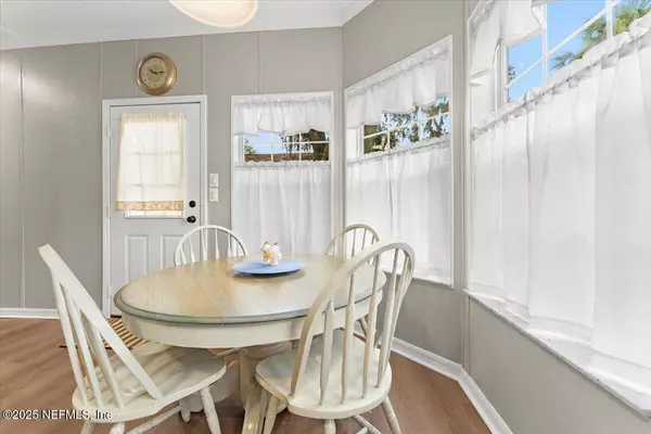 East Palatka, FL 32131,104 ORANGE ST