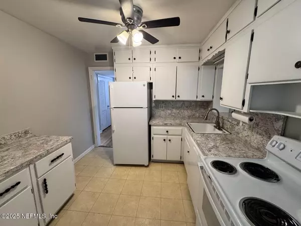 Jacksonville, FL 32225,2054 HOLLY OAKS RIVER DR