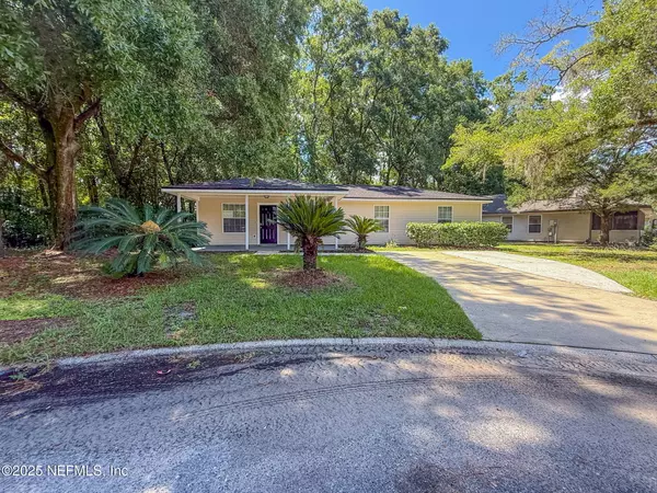 1508 GOLF FOREST DR, Jacksonville, FL 32208
