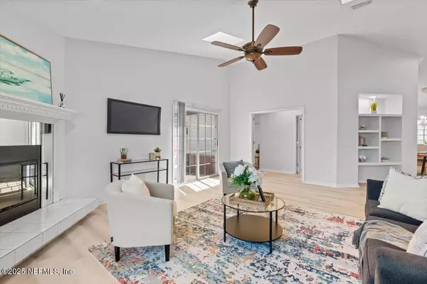 Atlantic Beach, FL 32233,1193 LINKSIDE CT E