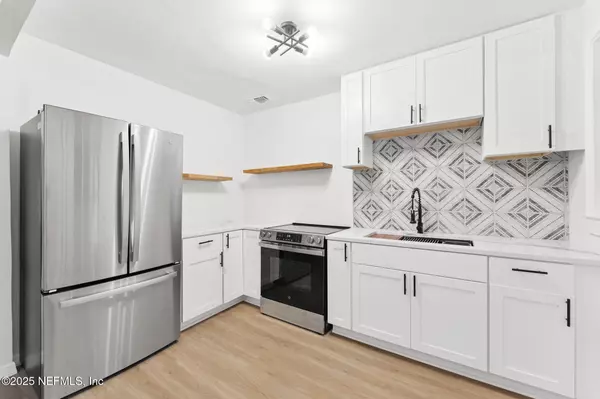 Jacksonville, FL 32205,4845 LOUISA TER