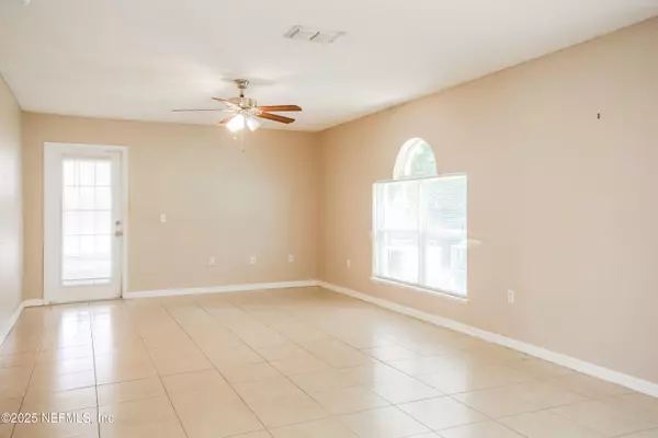 Jacksonville, FL 32218,4303 WOODLEY CREEK RD