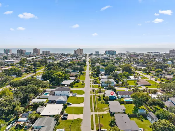700 8TH AVE N, Jacksonville Beach, FL 32250