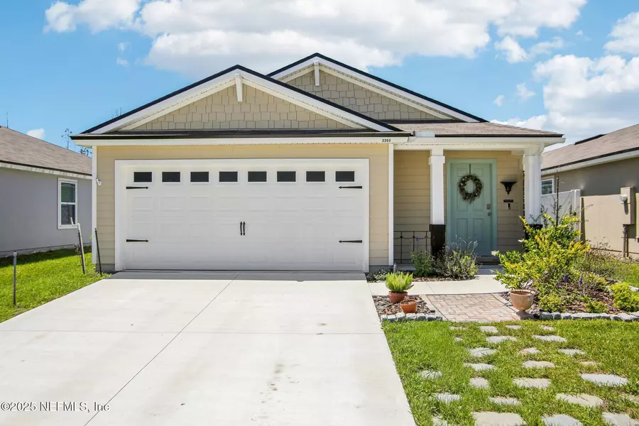 2262 SETTING SUN WAY, Green Cove Springs, FL 32043