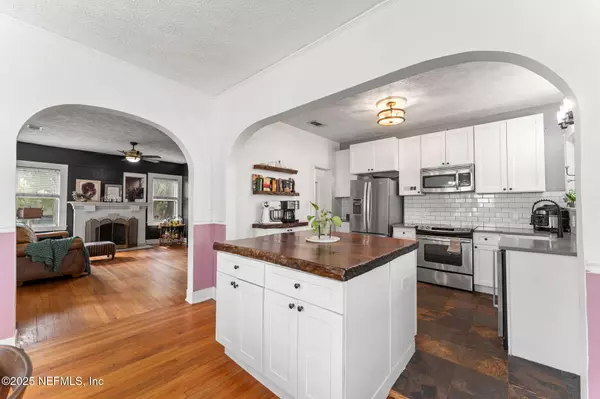 2874 SELMA ST, Jacksonville, FL 32205