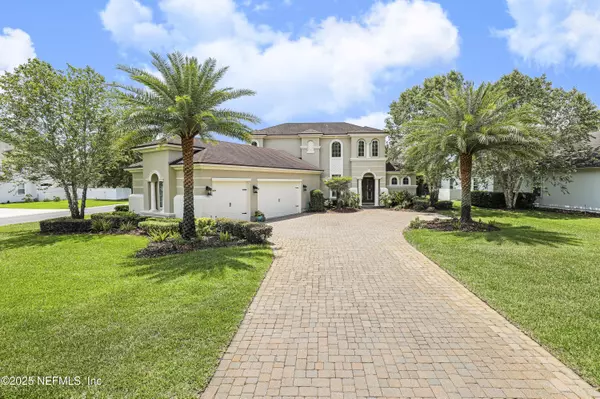 729 E DORCHESTER DR, St. Johns, FL 32259