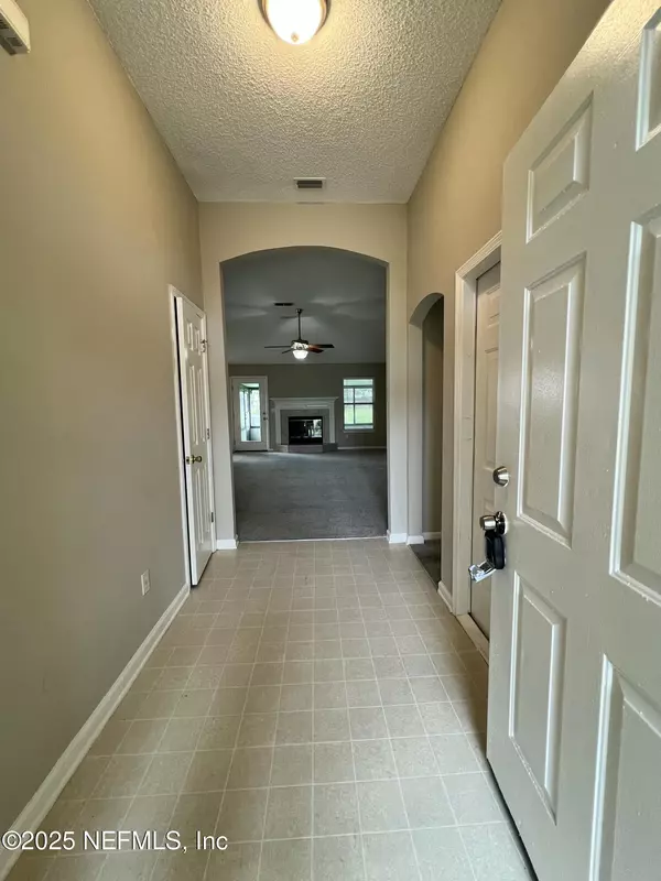 Orange Park, FL 32073,2993 GOLDEN POND BLVD