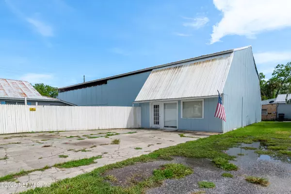 Starke, FL 32091,120 E SOUTH ST