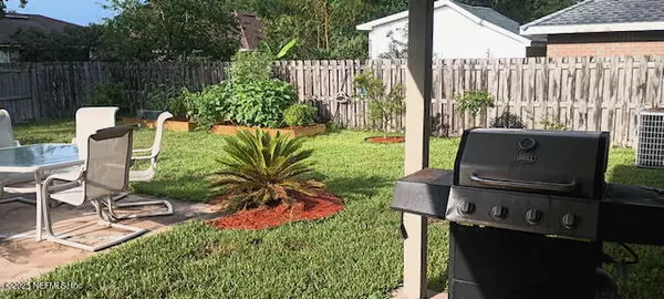 9719 CEDAR RIDGE DR W, Jacksonville, FL 32221