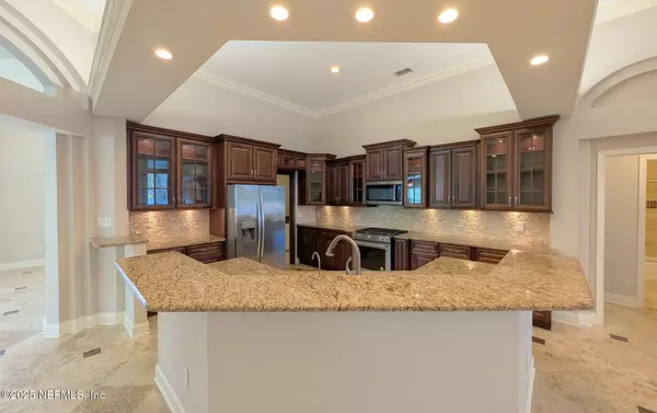 Ponte Vedra Beach, FL 32082,128 SUMMER TREE CT