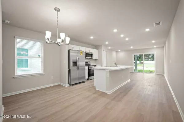 Jacksonville, FL 32218,844 HARTSHILL PL