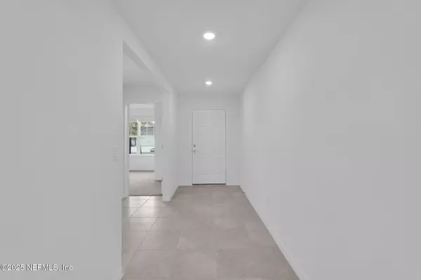 Jacksonville, FL 32244,5484 LONGFIN CT