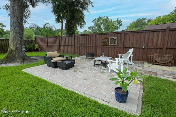 Jacksonville Beach, FL 32250,905 23RD ST N