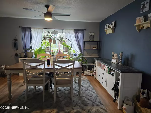 Jacksonville, FL 32244,6051 FOXFIRE CT