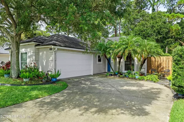 Atlantic Beach, FL 32233,1562 LINKSIDE DR